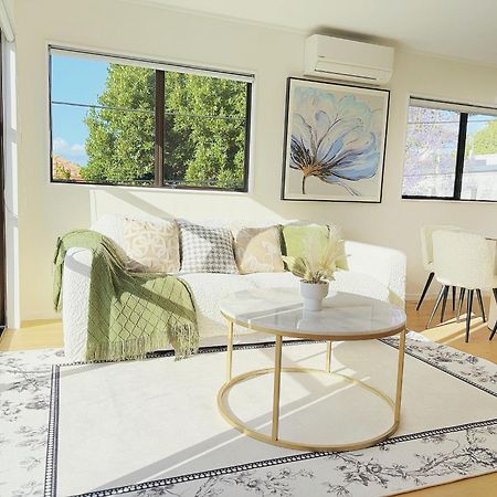 The Luxe Hidden Gem Villa In Auckland Heart - 3 Bedrooms Near Newmarket Westfieldmall Bagian luar foto
