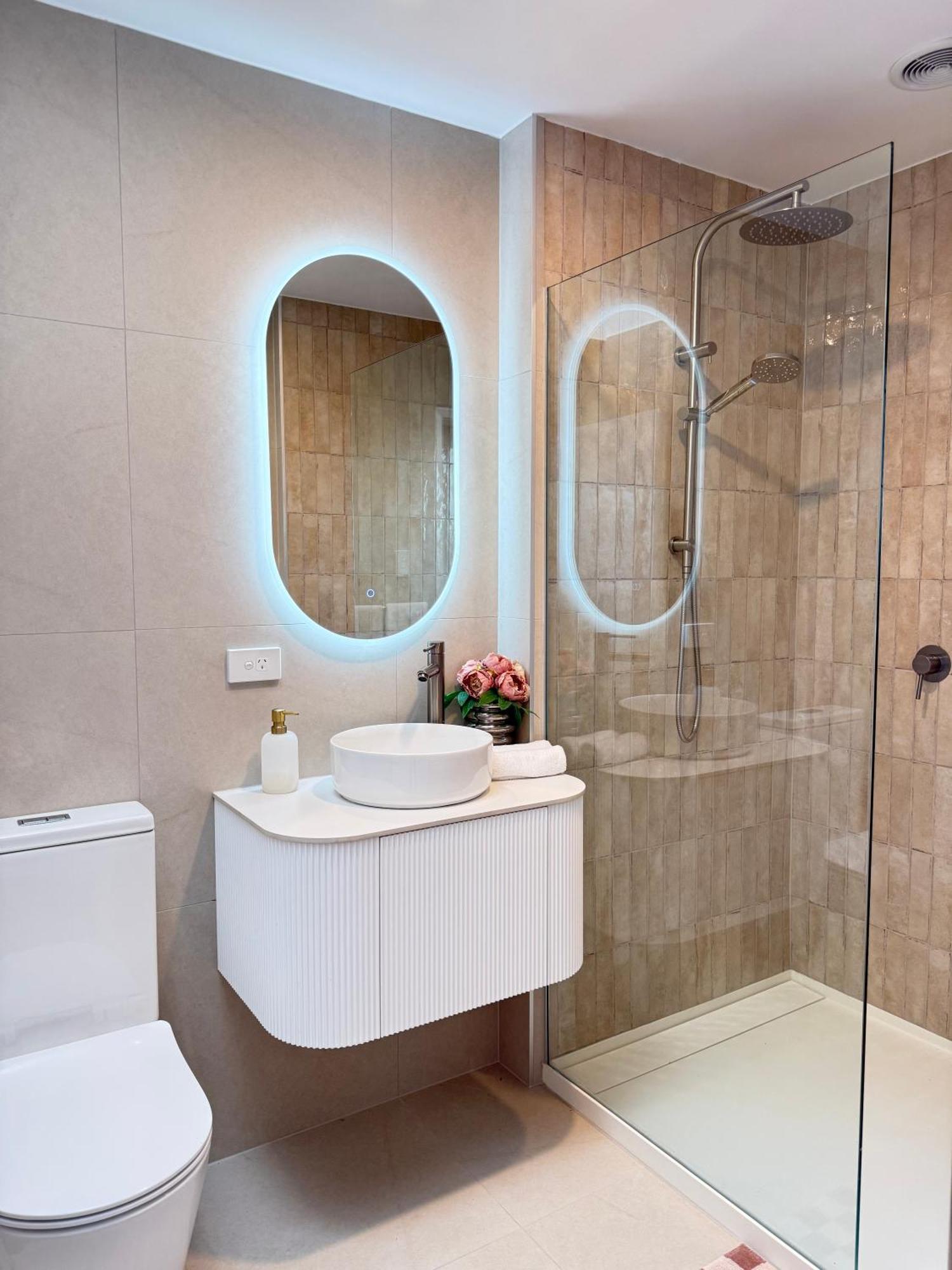 The Luxe Hidden Gem Villa In Auckland Heart - 3 Bedrooms Near Newmarket Westfieldmall Bagian luar foto